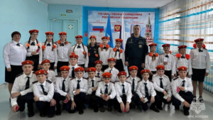 Шимановских школьников посвятили в юные пожарные-спасатели - gtrkamur.ru