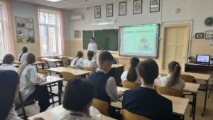 Амурские студенты-медики обучили основам ЗОЖ и первой помощи более 9 тысяч человек - gtrkamur.ru