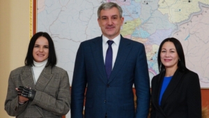 Фильмы о людях с ОВЗ: Василий Орлов поддержал запуск инклюзивного киноклуба «(Не) такой, как все» - gtrkamur.ru