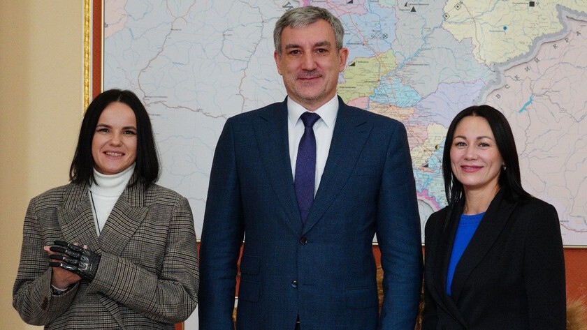 Фильмы о людях с ОВЗ: Василий Орлов поддержал запуск инклюзивного киноклуба «(Не) такой, как все» - gtrkamur.ru