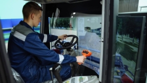 Василий Орлов: «Стратегическая задача — чтобы каждый молодой специалист остался работать в регионе» - gtrkamur.ru