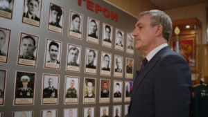 Василий Орлов поздравил амурчан с Днём Героев Отечества - gtrkamur.ru