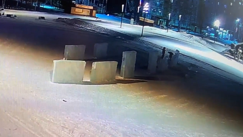 Вандалы громят новогодний городок в Тынде: полиция ищет хулиганов - gtrkamur.ru