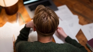 Василий Орлов: 83% – планка для всех муниципалитетов. Как в области трудоустраивают ветеранов СВО - gtrkamur.ru