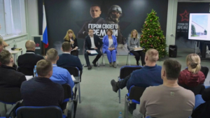 Участники программы «Герои своего времени» погрузились в тонкости работы депутатов - gtrkamur.ru