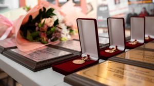 За лучшие книги, спектакли и проекты: в Приамурье стартовал прием заявок на премию губернатора - gtrkamur.ru