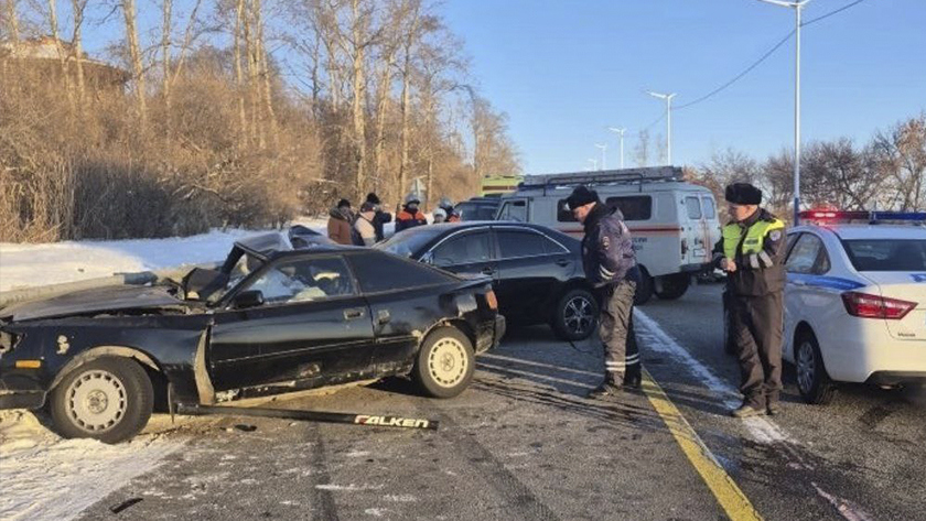 Один погиб, двое травмированы: в Благовещенске произошло смертельное ДТП - gtrkamur.ru