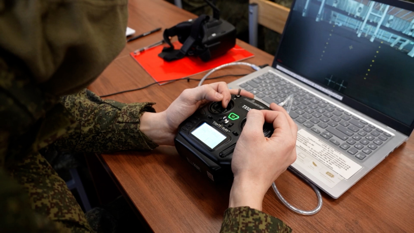 От теории к практике: в Восточном военном округе готовят операторов беспилотников - gtrkamur.ru