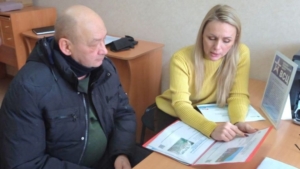 Мобильная приёмная помогла ветеранам СВО и их семьям в селе Волково - gtrkamur.ru