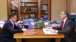 Александр Новак и Василий Орлов обсудили социально-экономическое развитие Амурской области - gtrkamur.ru