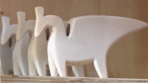 Продукция с местным колоритом: скульптор Александр Кантемиров создаёт сувениры для Амурской области - gtrkamur.ru