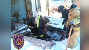 Амурчанин оказался под завалами в старом строении в Архаре - gtrkamur.ru