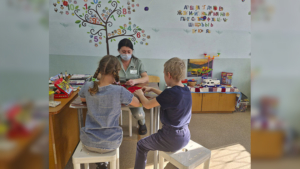 В областной психиатрической больнице ведут бесплатный прием детей с заиканием, нарушением речи и сна - gtrkamur.ru