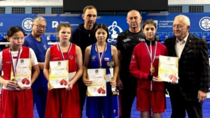 Амурчанки взошли на пьедестал почёта чемпионата ДФО по боксу - gtrkamur.ru
