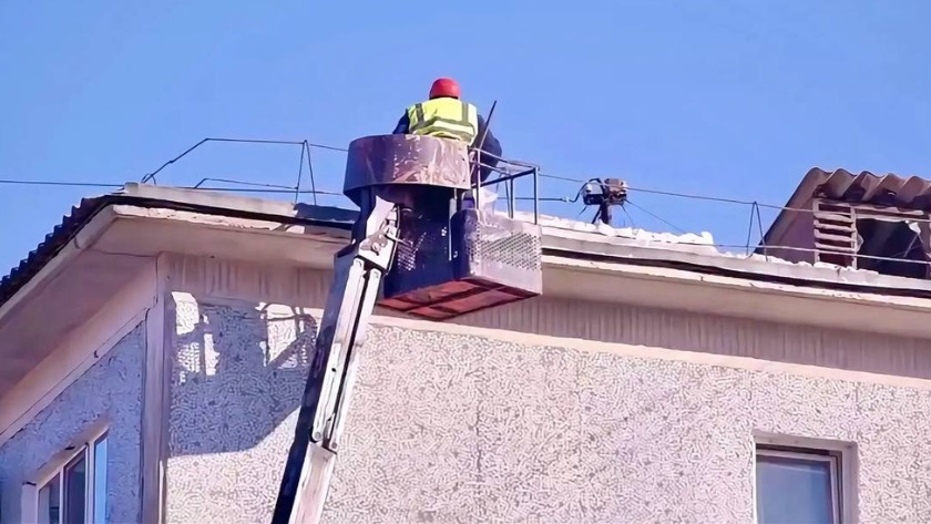 Более 60% крыш в Благовещенске уже очистили от снега и наледи - gtrkamur.ru