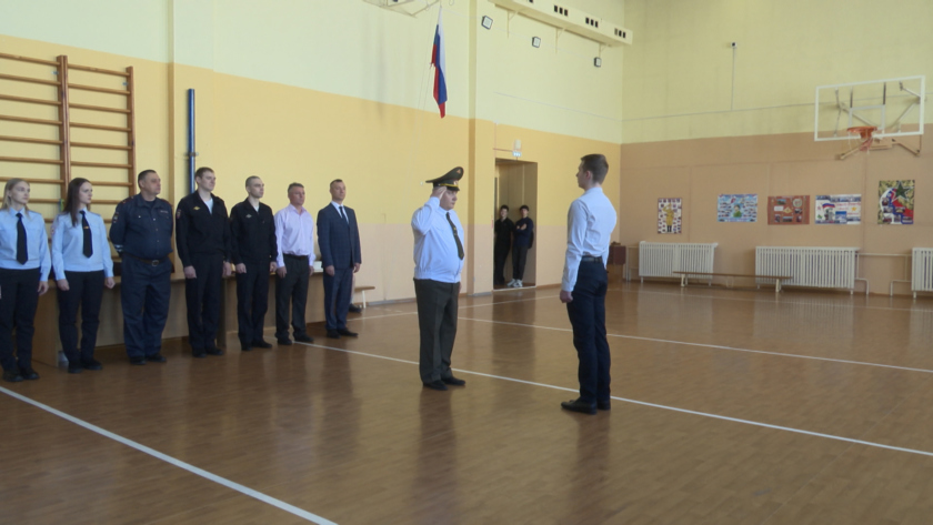 Школьники области соревновались в ловкости, силе и выносливости на патриотическом марафоне «Связь поколений» - gtrkamur.ru