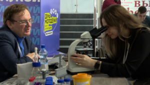 500 молодых умов в "Точке кипения": форум в Благовещенске собрал учёных с Дальнего Востока и всей России - gtrkamur.ru