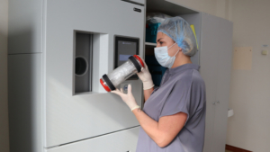 Пневмопочта в областной больнице ускоряет помощь пациентам и экономит время медиков - gtrkamur.ru