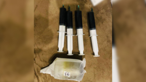 Почти полкилограмма наркотиков: двух жительниц областного центра задержали за продажу запрещенных веществ - gtrkamur.ru