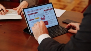 Василий Орлов: «Видим, что эпидемиологическая ситуация абсолютно контролируемая» - gtrkamur.ru