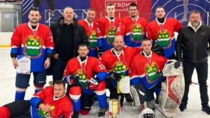 Благовещенск разгромил Райчихинск и взял хоккейное золото на Спартакиаде городов - gtrkamur.ru