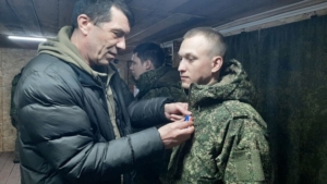 Отличились в бою: амурские военные получили медали - gtrkamur.ru