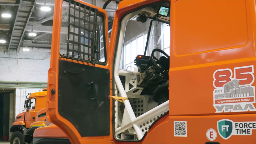 Сразу пять экипажей гоночной команды «URAL MOTORSPORT» выйдет на лед Амура в рамках ЗимФеста - gtrkamur.ru