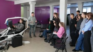 В Амурской медакадемии представили автоспортивный симулятор для пациентов с когнитивными нарушениями - gtrkamur.ru