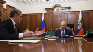 Владимир Путин и Василий Орлов обсудили на встрече развитие Приамурья - gtrkamur.ru