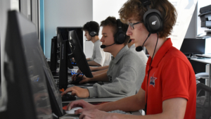 В Благовещенске завершились финальные игры областного киберспортивного турнира среди школьников и студентов - gtrkamur.ru