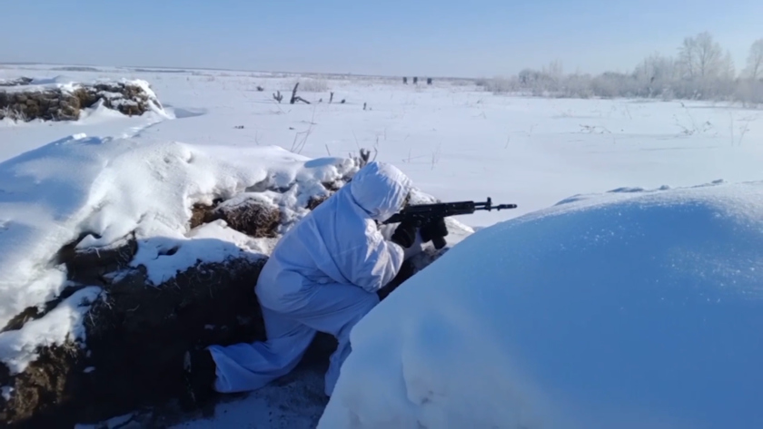 Маневренную оборону отработали мотострелки амурского объединения ВВО - gtrkamur.ru