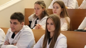В Амурской области готовят будущих главврачей: регион вошёл в топ-5 по участникам проекта - gtrkamur.ru