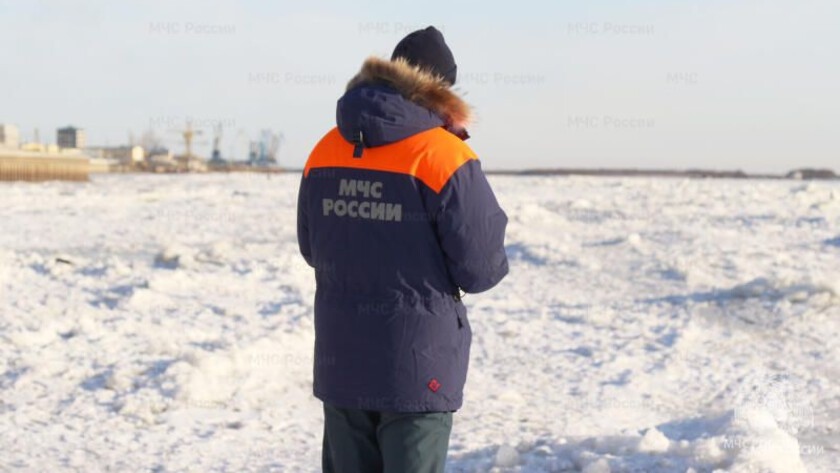 Лёд опасен: в Тынде закрыли переправу у подвесного моста - gtrkamur.ru