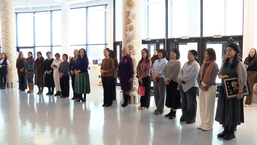 Более 20 лет в преддверии 8 марта Благовещенск и Хэйхэ обмениваются женскими делегациями - gtrkamur.ru