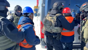 Уклонистов и нелегальных мигрантов выявили в Белогорске в ходе рейда - gtrkamur.ru