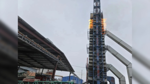 Возле Тамбовки ликвидируют пожар в зерносушильном комплексе - gtrkamur.ru