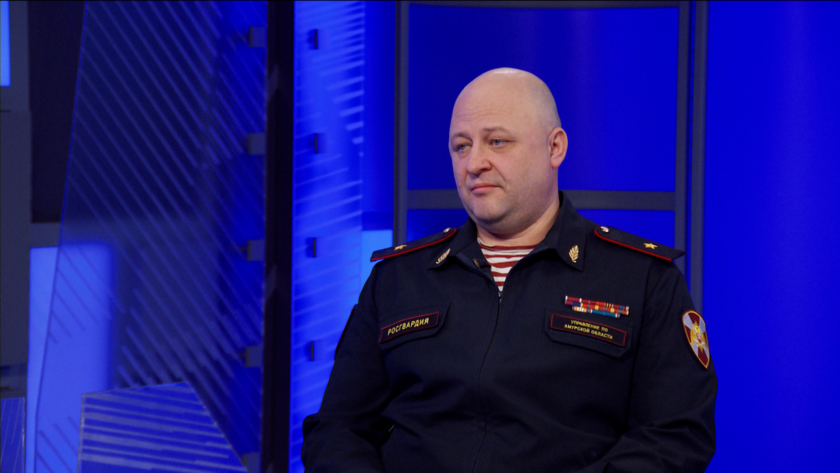 О результатах и основных направлениях работы войск национальной гвардии России: интервью с В. Харчёвым (областное управление Росгвардии) - gtrkamur.ru