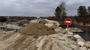 Дорогу к Светильному в Шимановском округе полностью закрыли для проезда - gtrkamur.ru