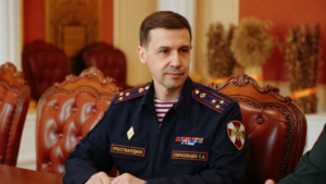 Василий Орлов встретился с новым начальником Управления Росгвардии по Амурской области - gtrkamur.ru