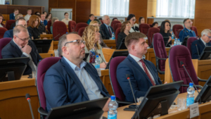 Многодетным семьям области предложили 100% компенсацию ЖКУ - gtrkamur.ru