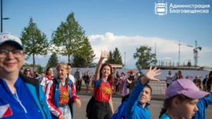 Благовещенцев зовут в праздничную колонну на день рождения города - gtrkamur.ru