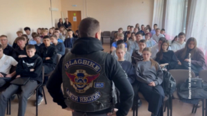 Благовещенские ГИБДД напомнили старшеклассникам о безопасности на мотоциклах - gtrkamur.ru