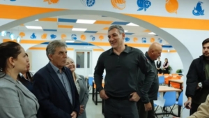 «Спасибо за преданность делу»: Василий Орлов поздравил амурчан с Днём местного самоуправления - gtrkamur.ru