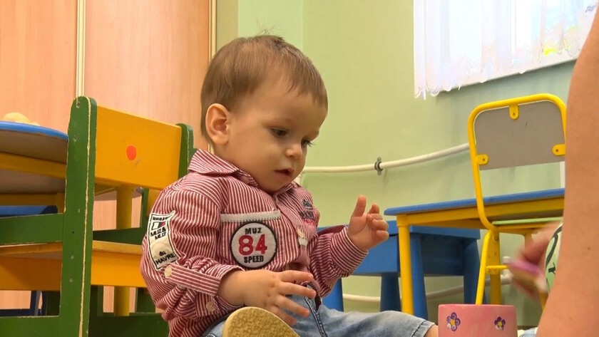 Счастье каждому: ласковый и смышлённый Кирилл в поисках любящих мамы и папы - gtrkamur.ru