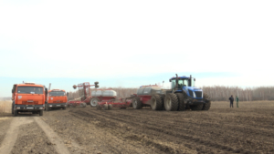 В Приамурье начался посев ранних зерновых культур — почти пять тысяч гектаров ячменя уже засеяли - gtrkamur.ru