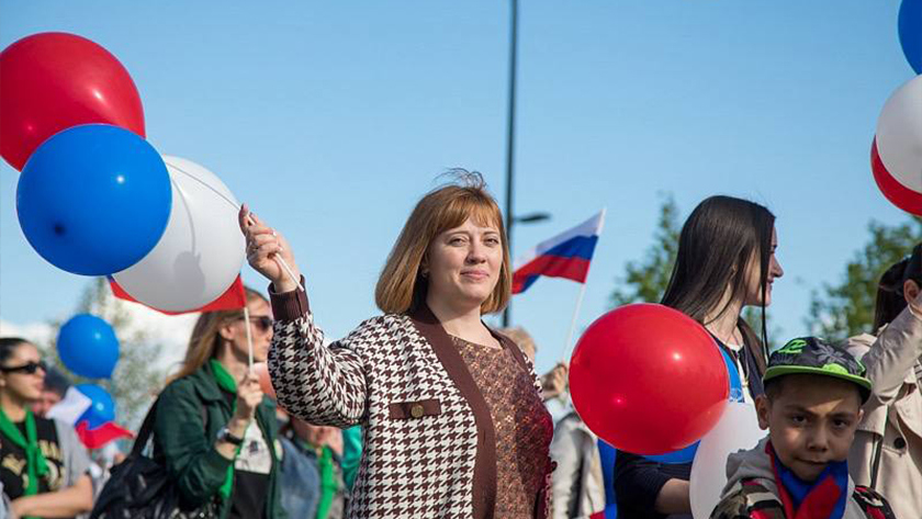 Конфета-грузовик и свадебный парад: как в Благовещенске отметят 170-летие города - gtrkamur.ru