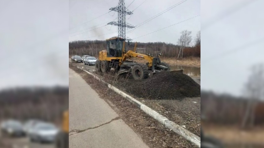 Дороги подлатают, автобусы запустят: в Благовещенске готовятся к Радонице - gtrkamur.ru