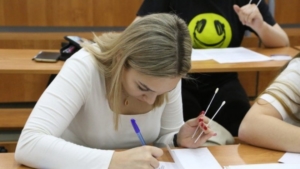 Амурские студенты  пополнили федеральный регистр доноров костного мозга - gtrkamur.ru