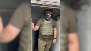 «Спасибо, что спасаете жизнь и технику»: бойцы с Харьковского направления поблагодарили жителей Сковородинского округа - gtrkamur.ru