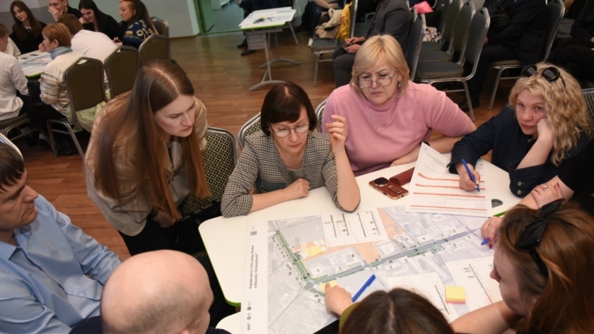 «Город-сад» возвращается: жители Свободного обсудили реновацию главных улиц - gtrkamur.ru